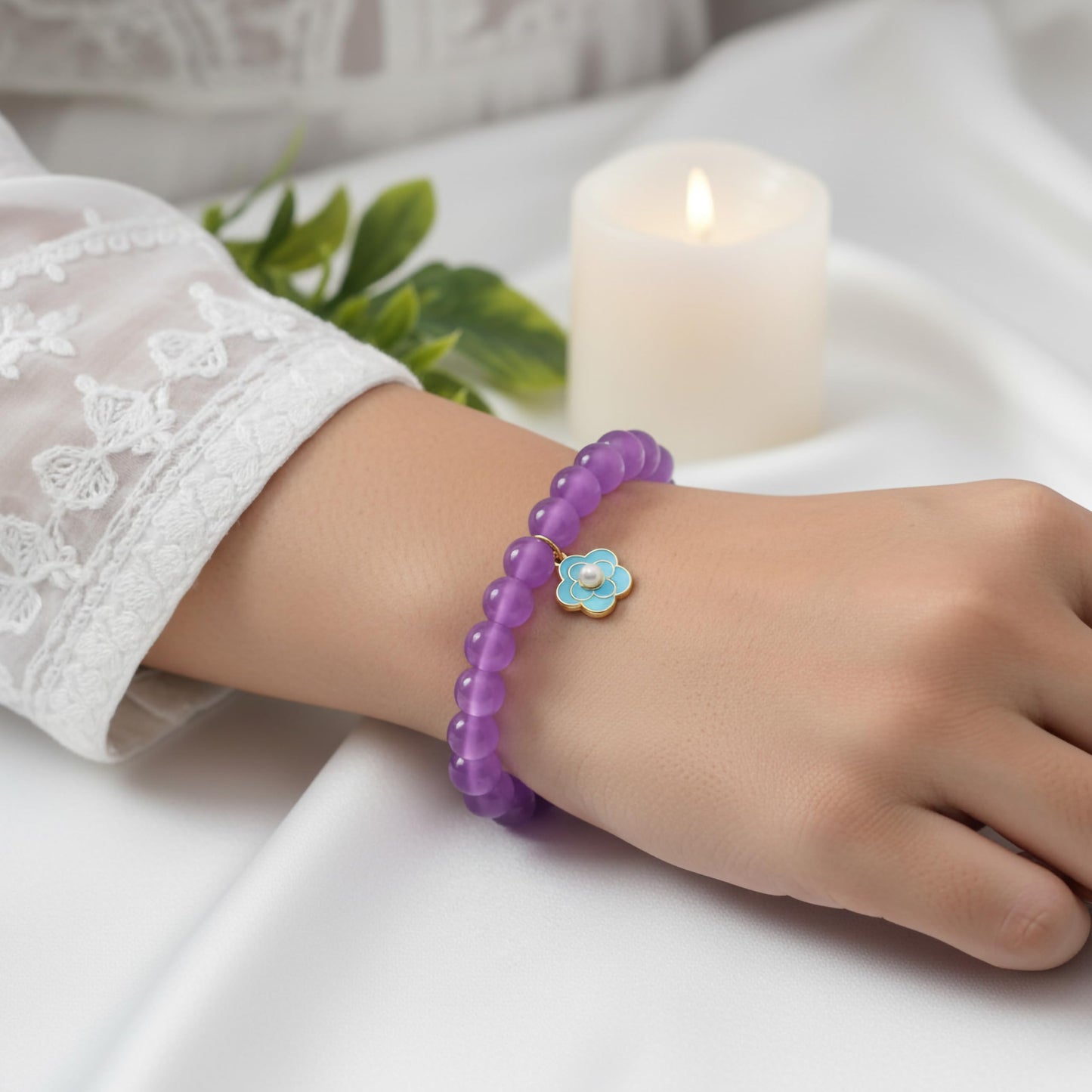 Make daily styling brighter with a purple bead bracelet that feels simple and fun.