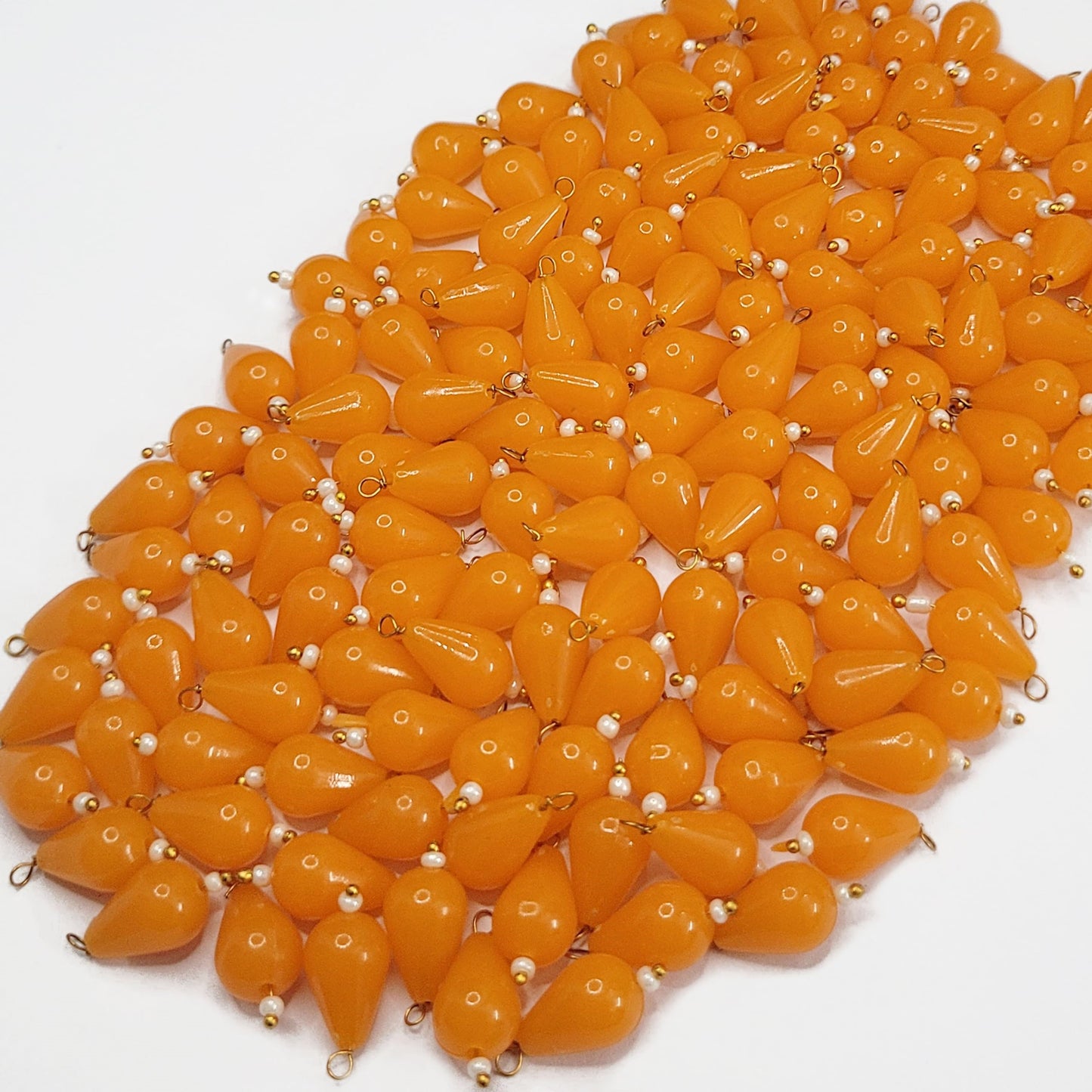 Teardrop Shape Lariya Beads