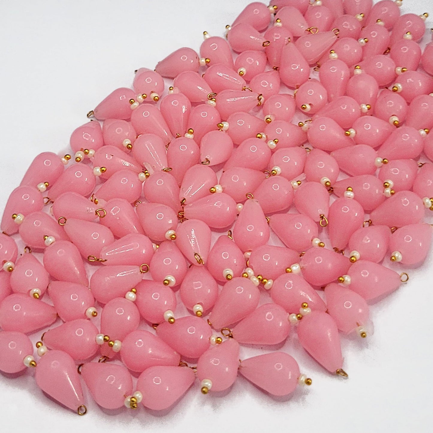 Teardrop Shape Lariya Beads