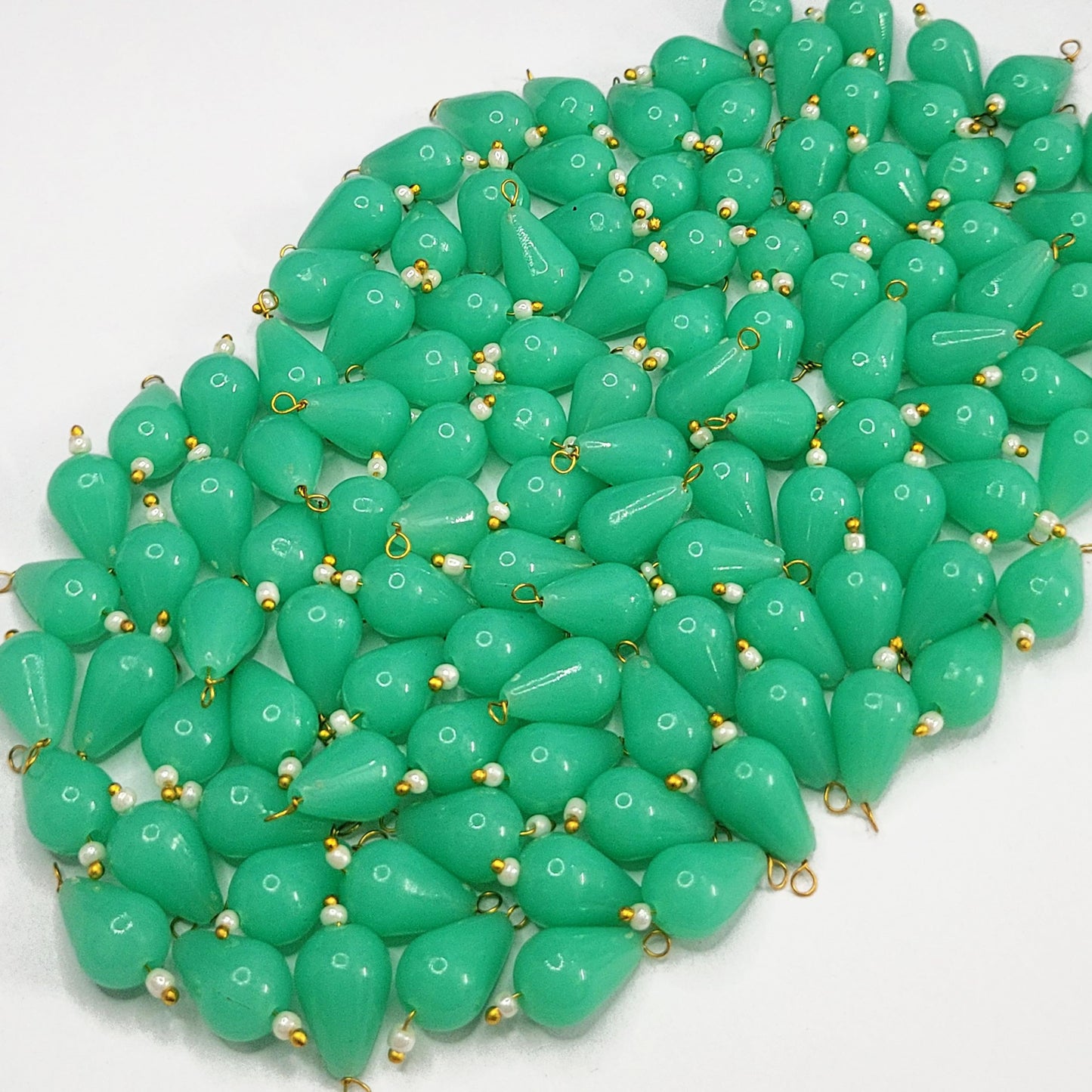 Teardrop Shape Lariya Beads