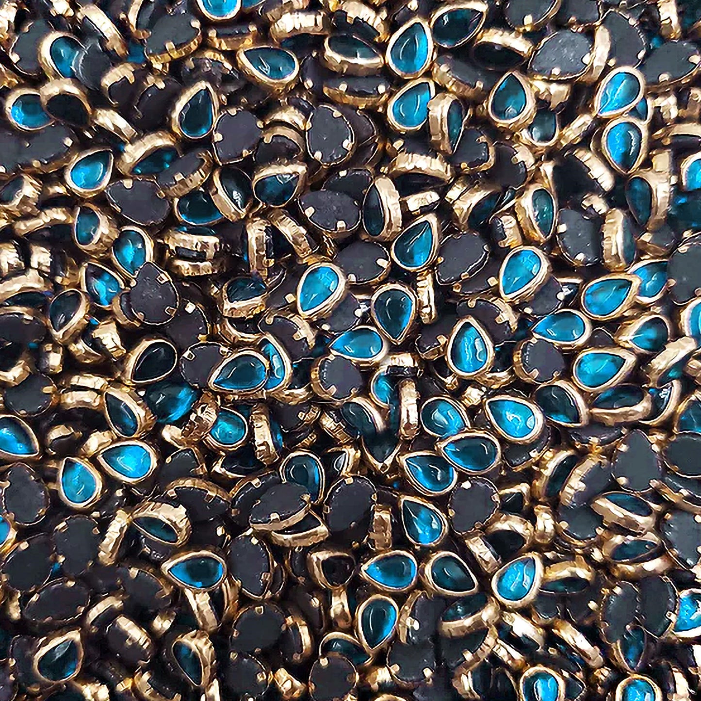 Teardrop Kundan Glass Stones – 4x6mm, 45g