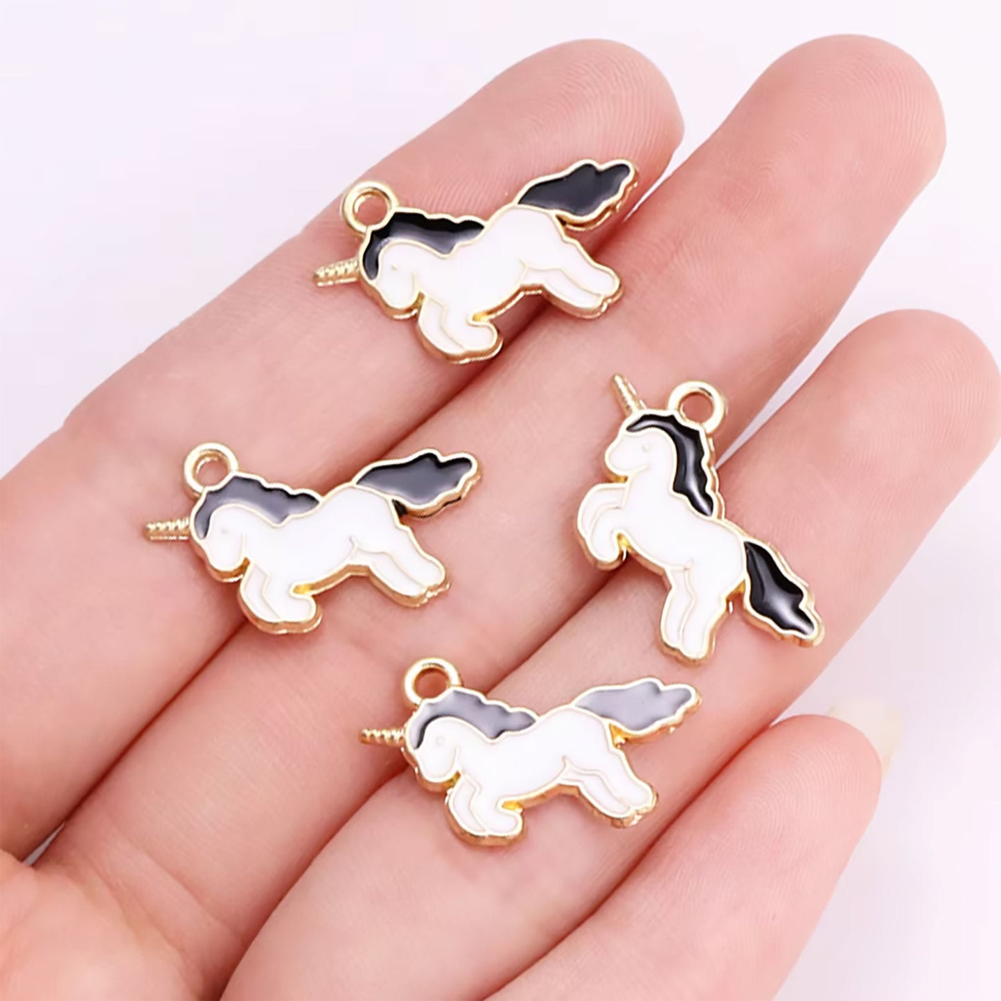 Unicorn Charms - 5 Pcs