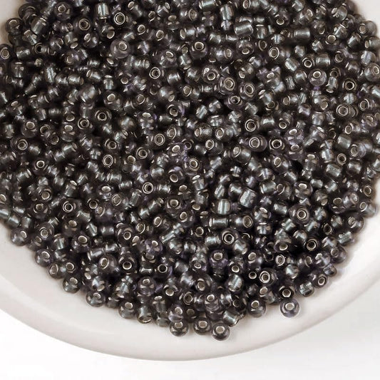 Bracelet making, necklace making and DIY jewellery projects can look sharper with black 2mm beads.