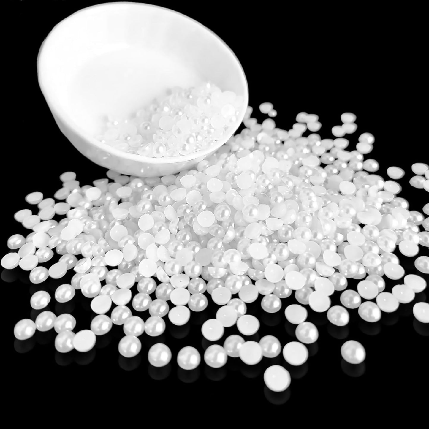 The look of 4mm and white 4mm half cut flat back pearls suits writing, school use and office notes, especially for clean decorative look.