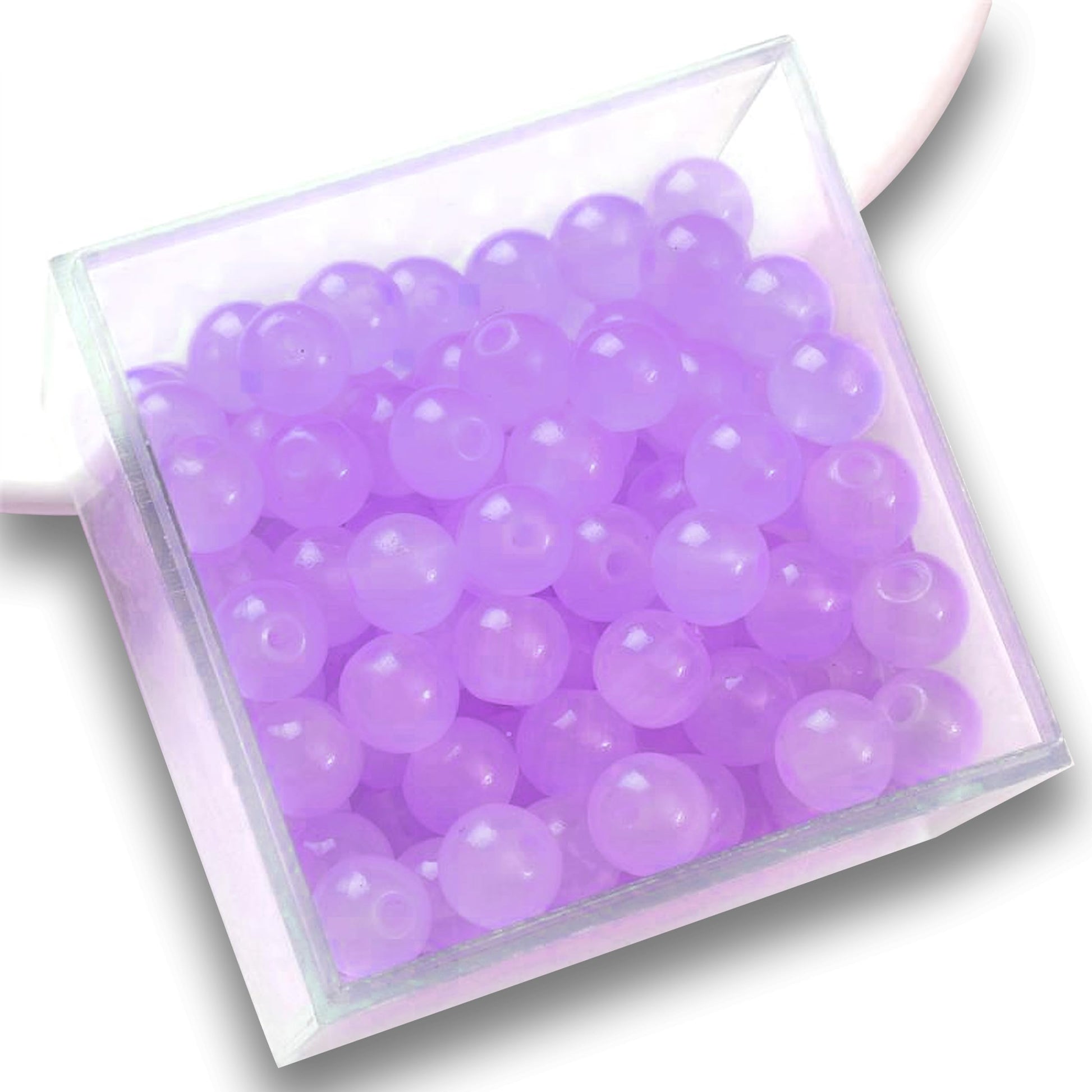 Clean decorative look makes lavender and pearl 8mm beads stand out in bracelet making, necklace making and DIY jewellery projects.