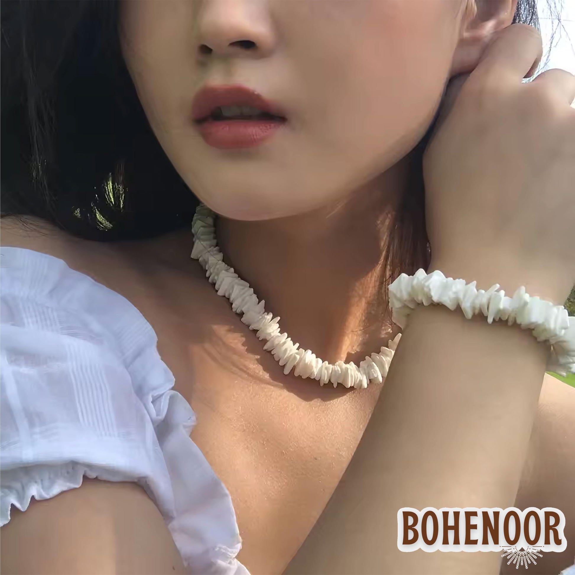Cowrie Choker Necklace and Bracelet Set brings a clean jewellery accent to daily wear, party wear and gifting.