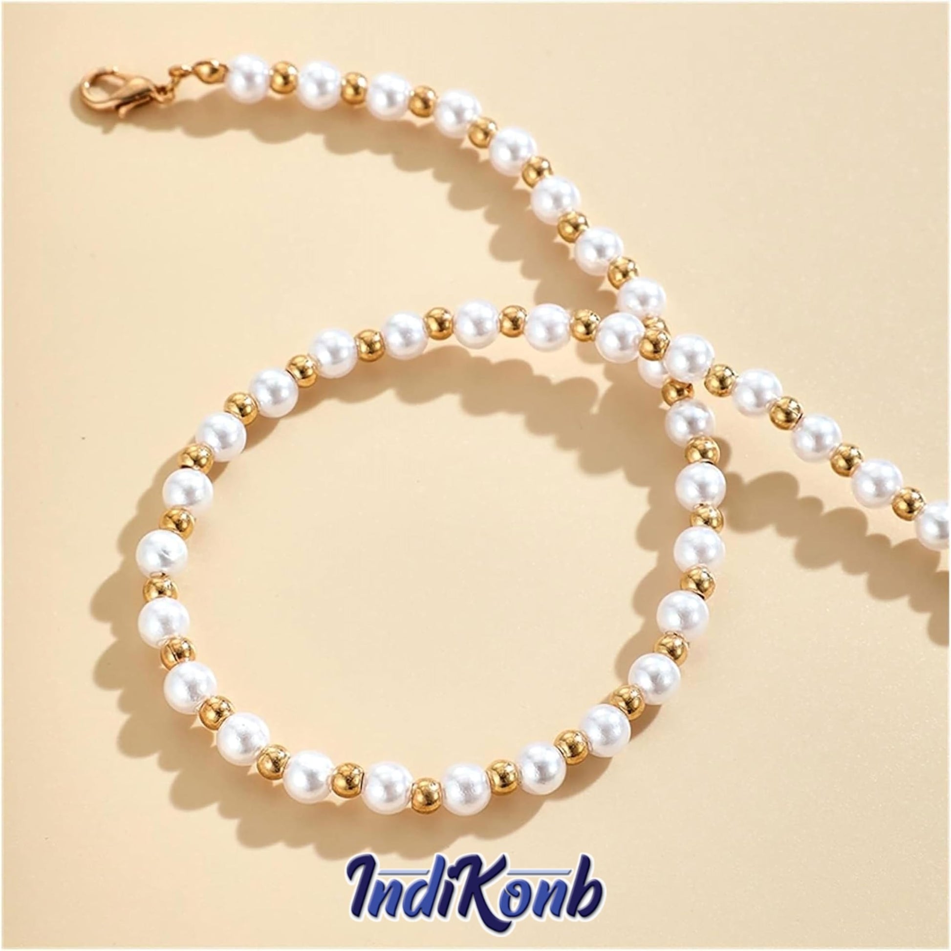 With off white + gold 3 mm beads, beading craft gets a neat craft texture, useful in handmade accessories and bracelet making.