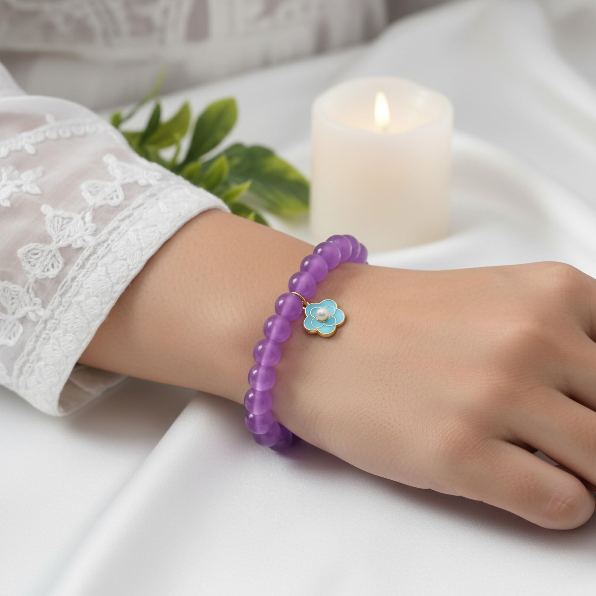 Make daily styling brighter with a purple bead bracelet that feels simple and fun.