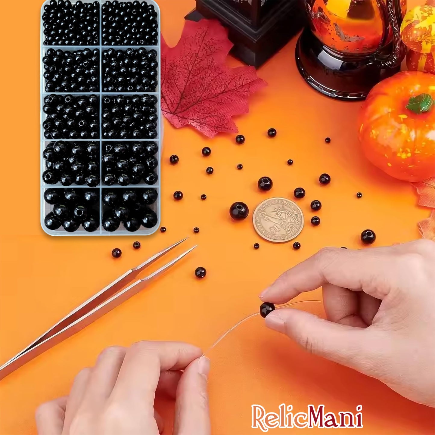 A clean option for beading craft, black and white 4mm, 5mm, 6mm, 8mm, 10mm and 3mm beads add a neat craft texture, useful in handmade accessories and bracelet making.