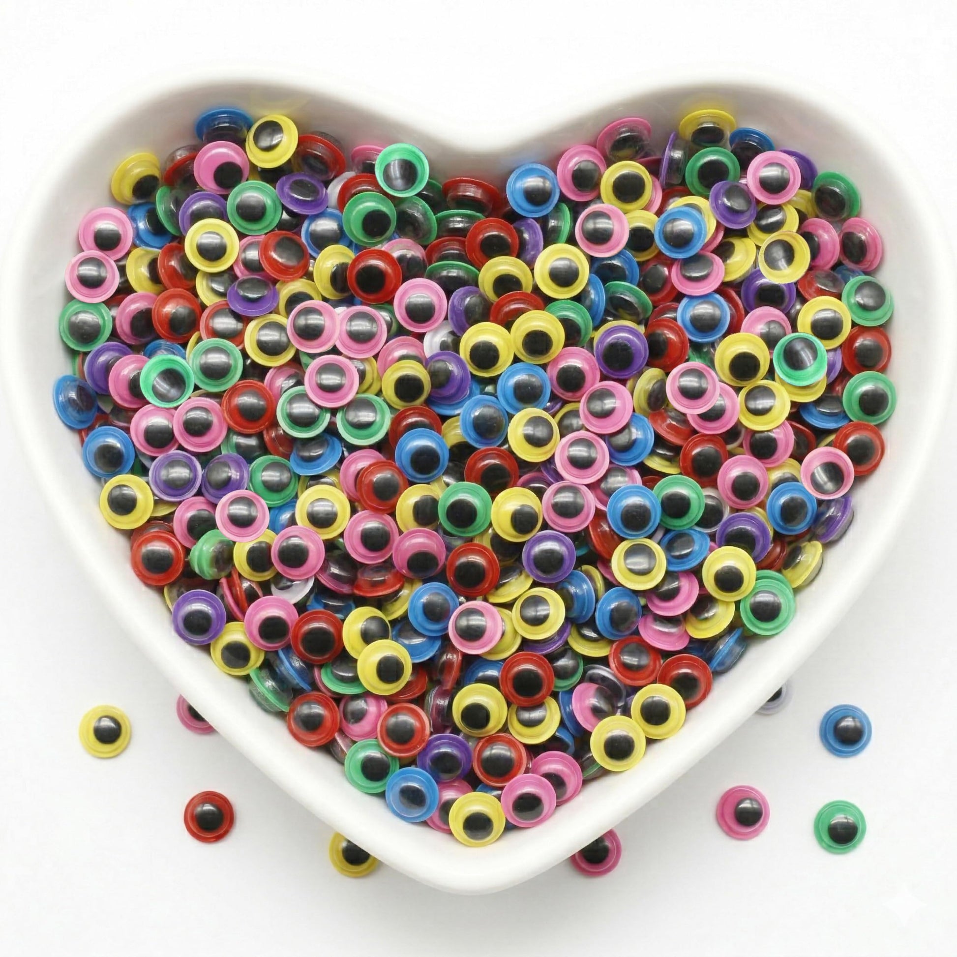 Add instant expression to puppets, scrapbooks and party crafts with 6mm multicolor moving eyes.