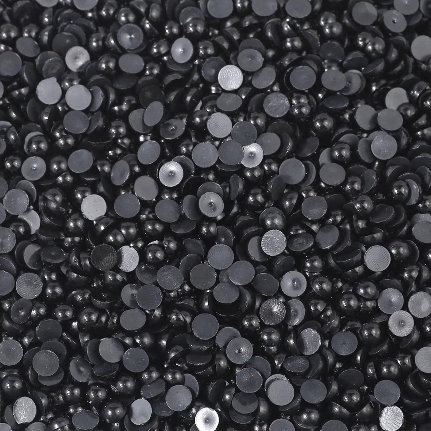 Choose flatback half pearl accents to add soft decorative shine across resin craft and phone case art.