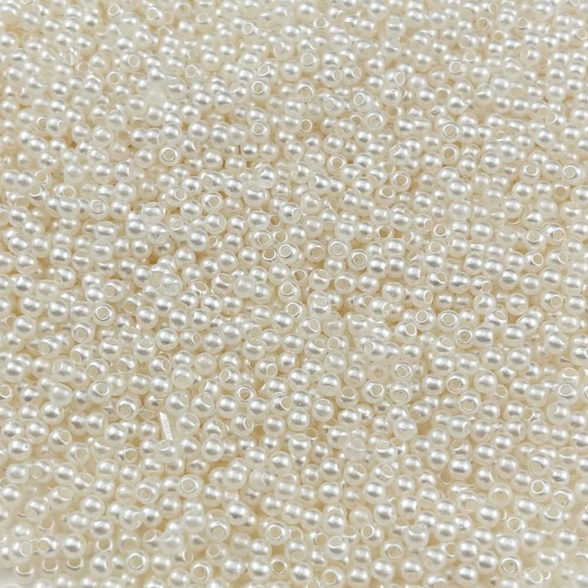 4mm and pearl 4mm and 90 grams beads bring a polished accent to bracelet making, necklace making and DIY jewellery projects.