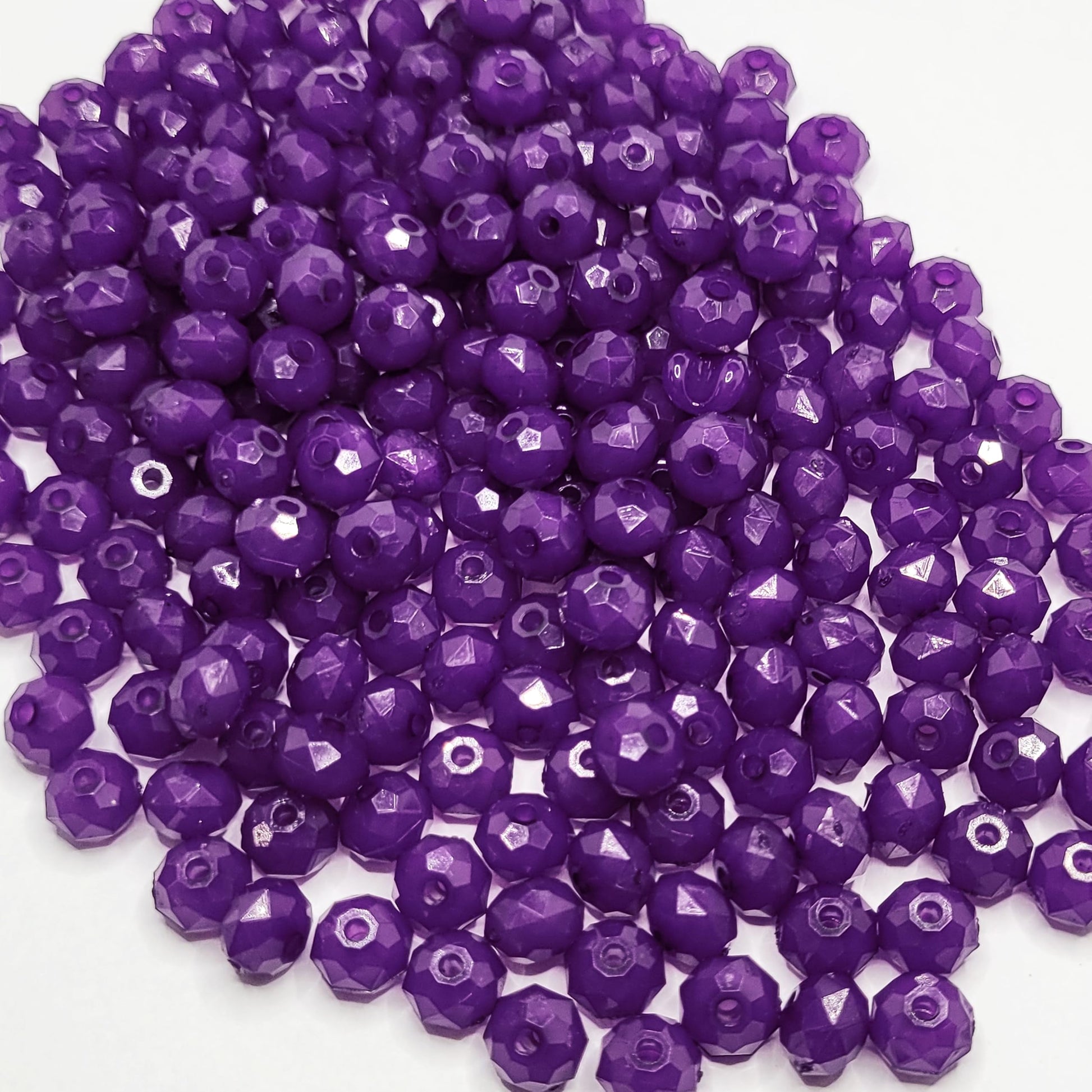 Bracelet making, necklace making and DIY jewellery projects benefits from purple 8mm beads and clean decorative look.