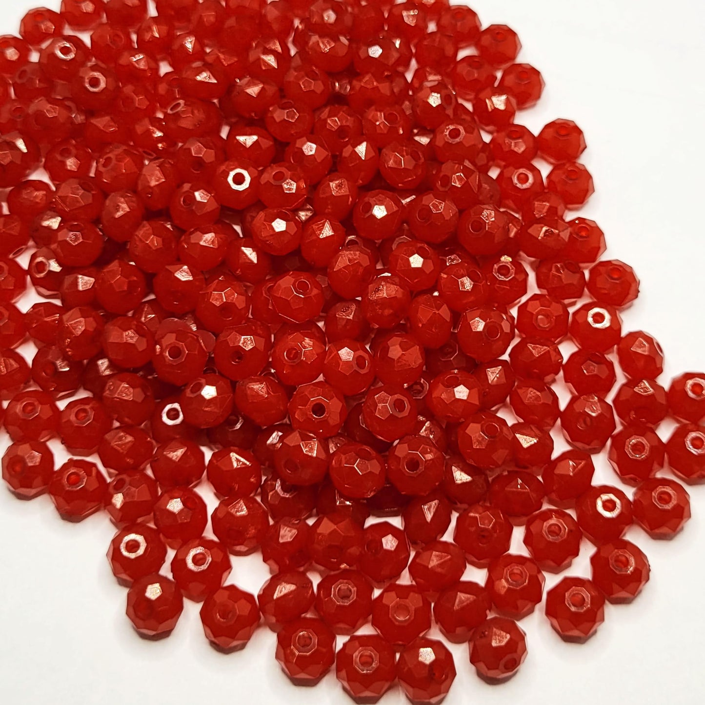 For bracelet making, necklace making and DIY jewellery projects, red 8mm beads add a balanced decorative detail.