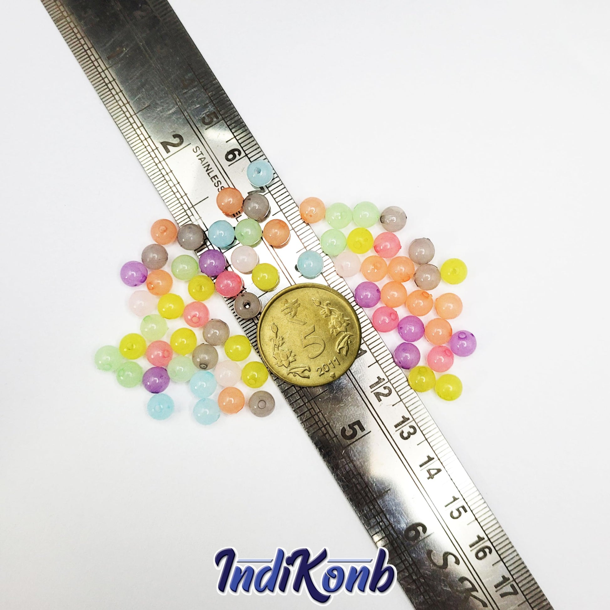 Multicolour and pearl 6mm beads give beading craft a neat visual lift.