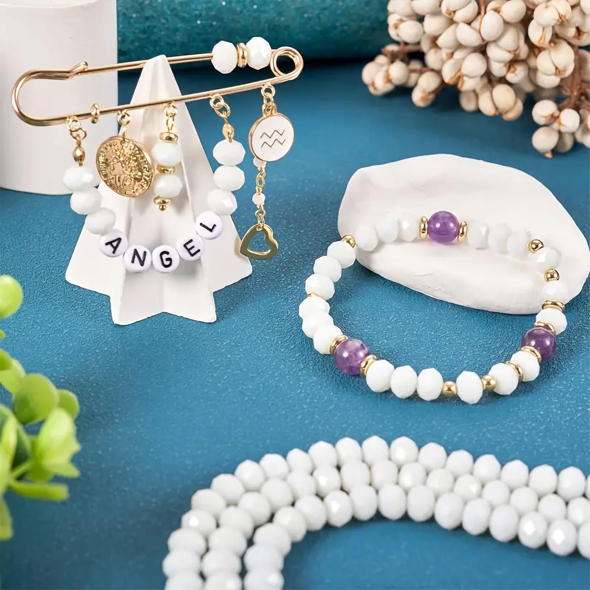 For polished results in DIY jewellery projects, beading craft and decorative craft finishing, multicolour 4mm beads help complete the design.