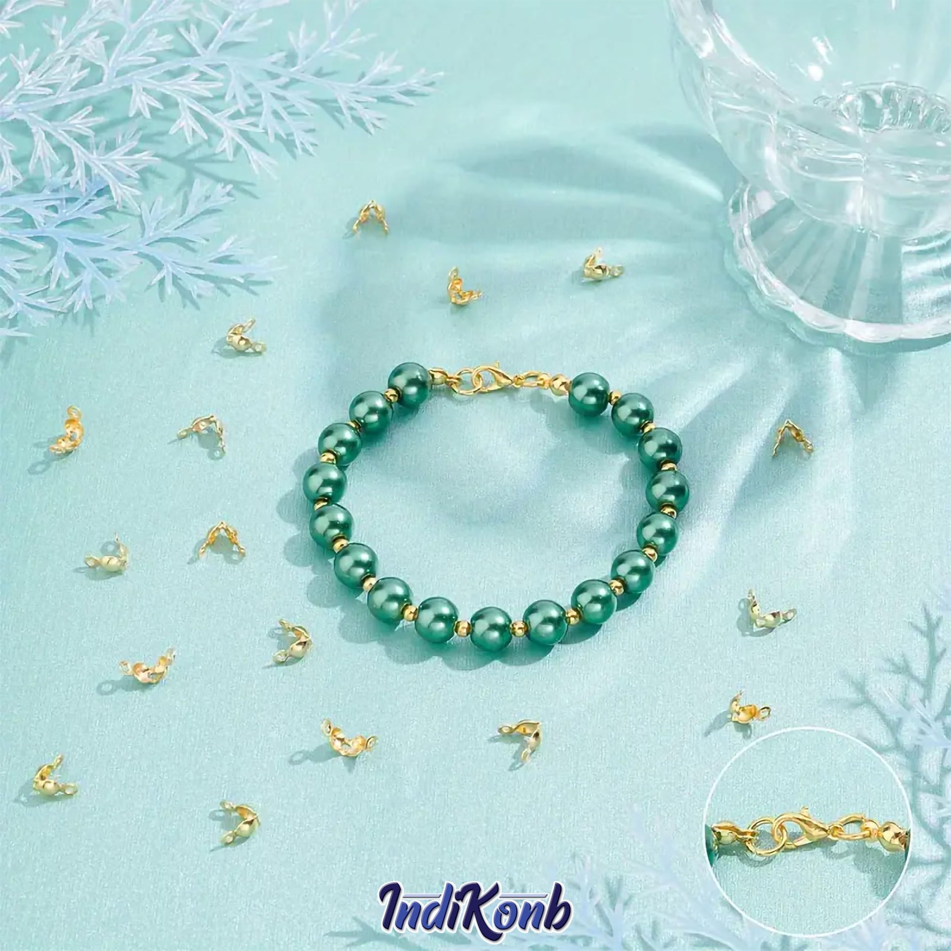Gold 8mm jewellery making kit fits into gift making and DIY jewellery making without making the design feel heavy.