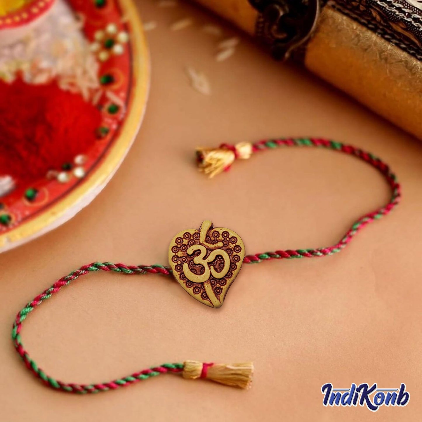 160g and 5mm plastic and wood beads support DIY jewellery projects, beading craft and decorative craft finishing with a clean decorative finish.