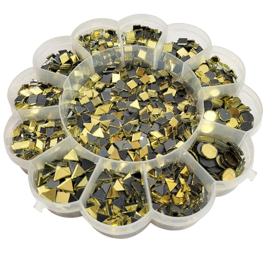 The reflective look of gold 4mm and 11mm Lippan art glass pieces supports Lippan art, mandala craft and mirror work.