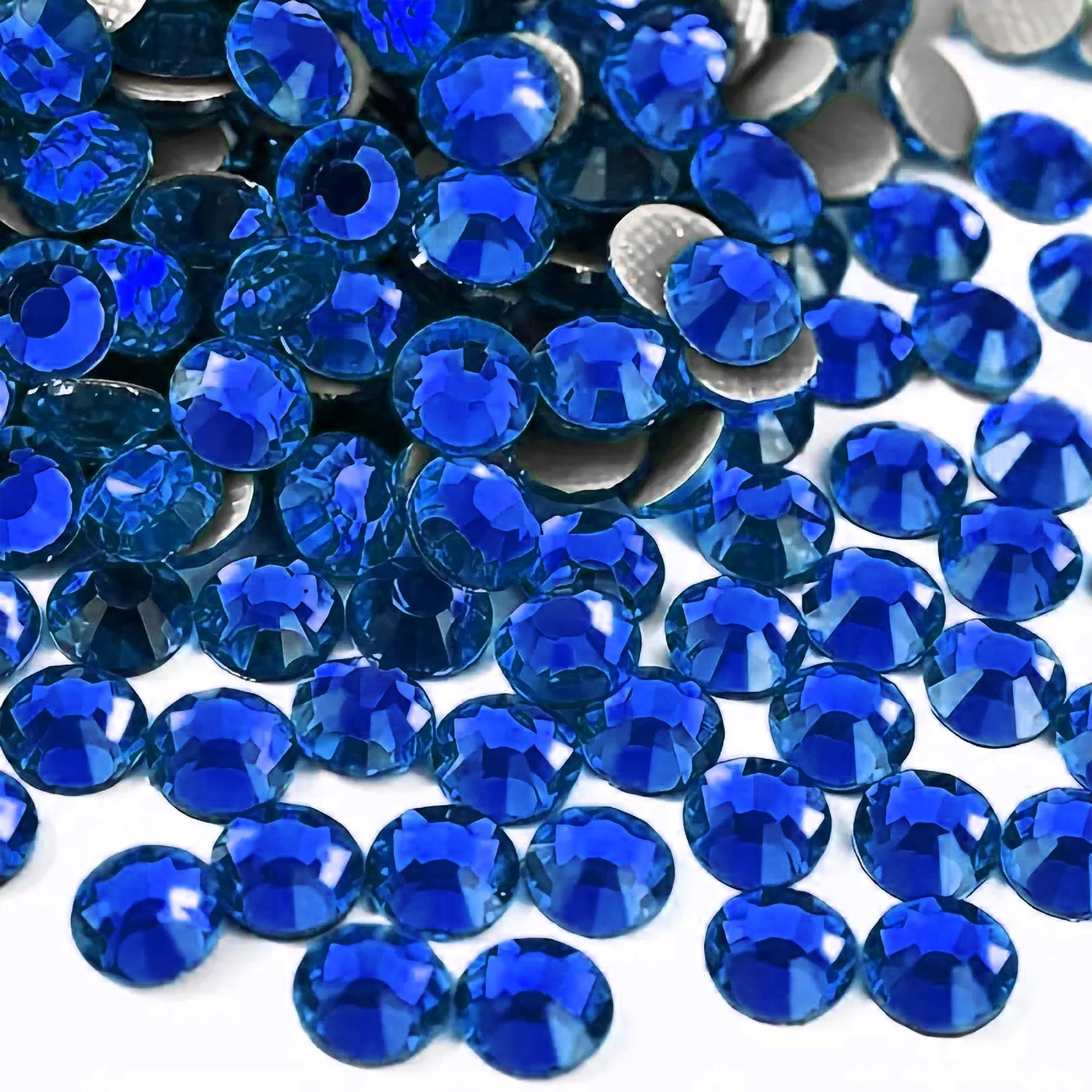 For polished results in embellishment work, Lippan art and fabric decoration, blue 5mm and multicolour 4mm, 5mm, 6mm rhinestones and flatback stones help complete the design.