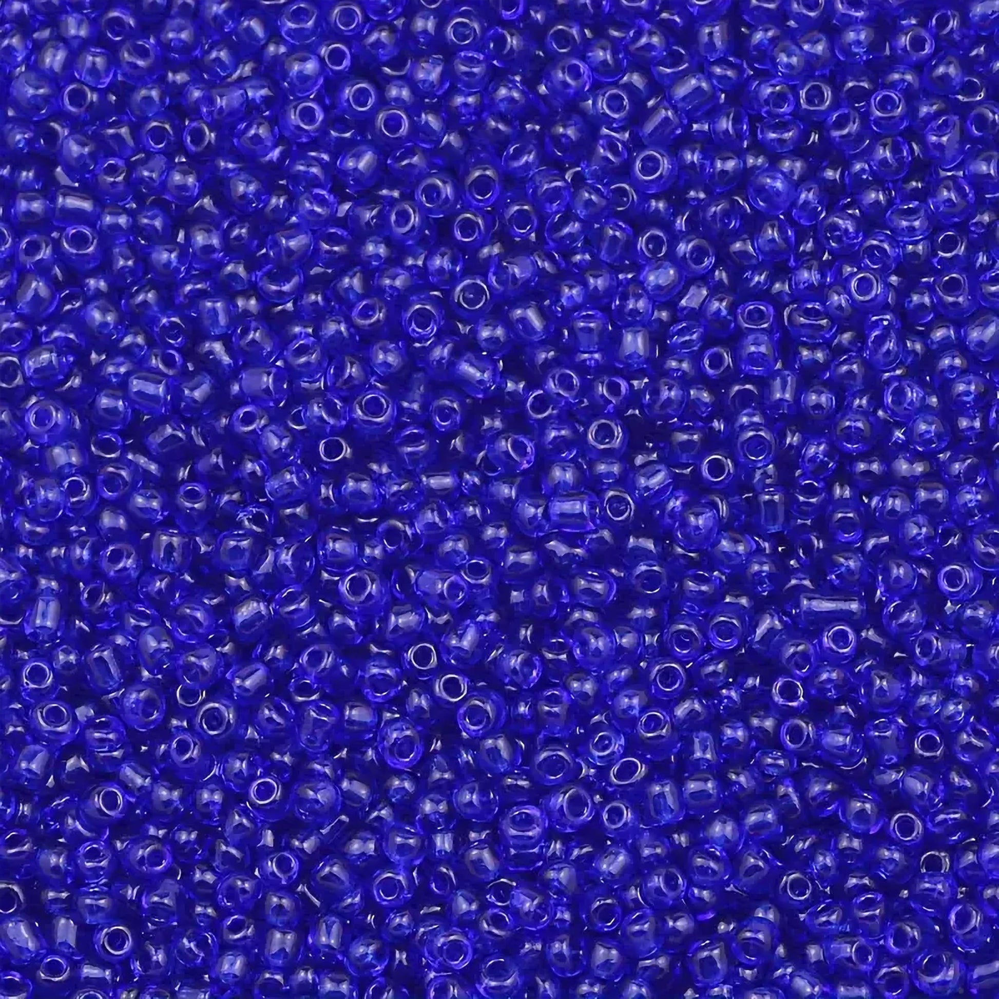 The clean decorative look finish of blue and transparent 3mm beads works nicely in bracelet making, necklace making and DIY jewellery projects.