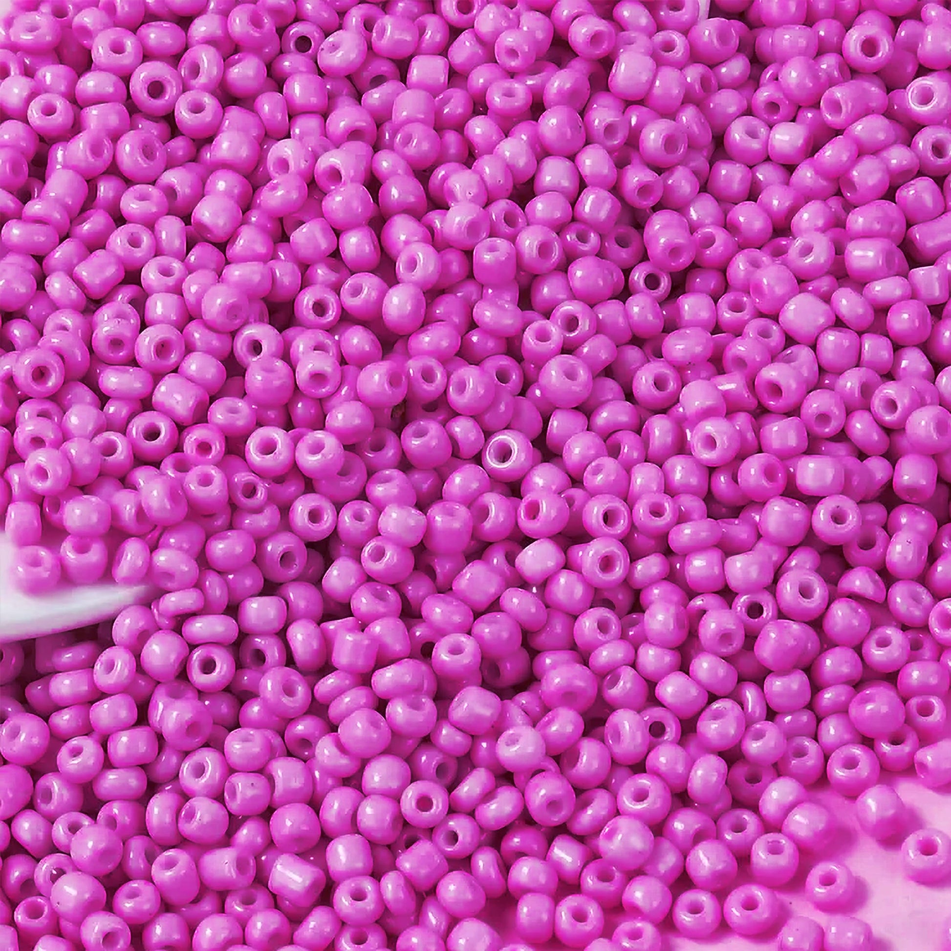 Use magenta 4mm and 4 mm beads to give bracelet making, necklace making and DIY jewellery projects a clean decorative look.