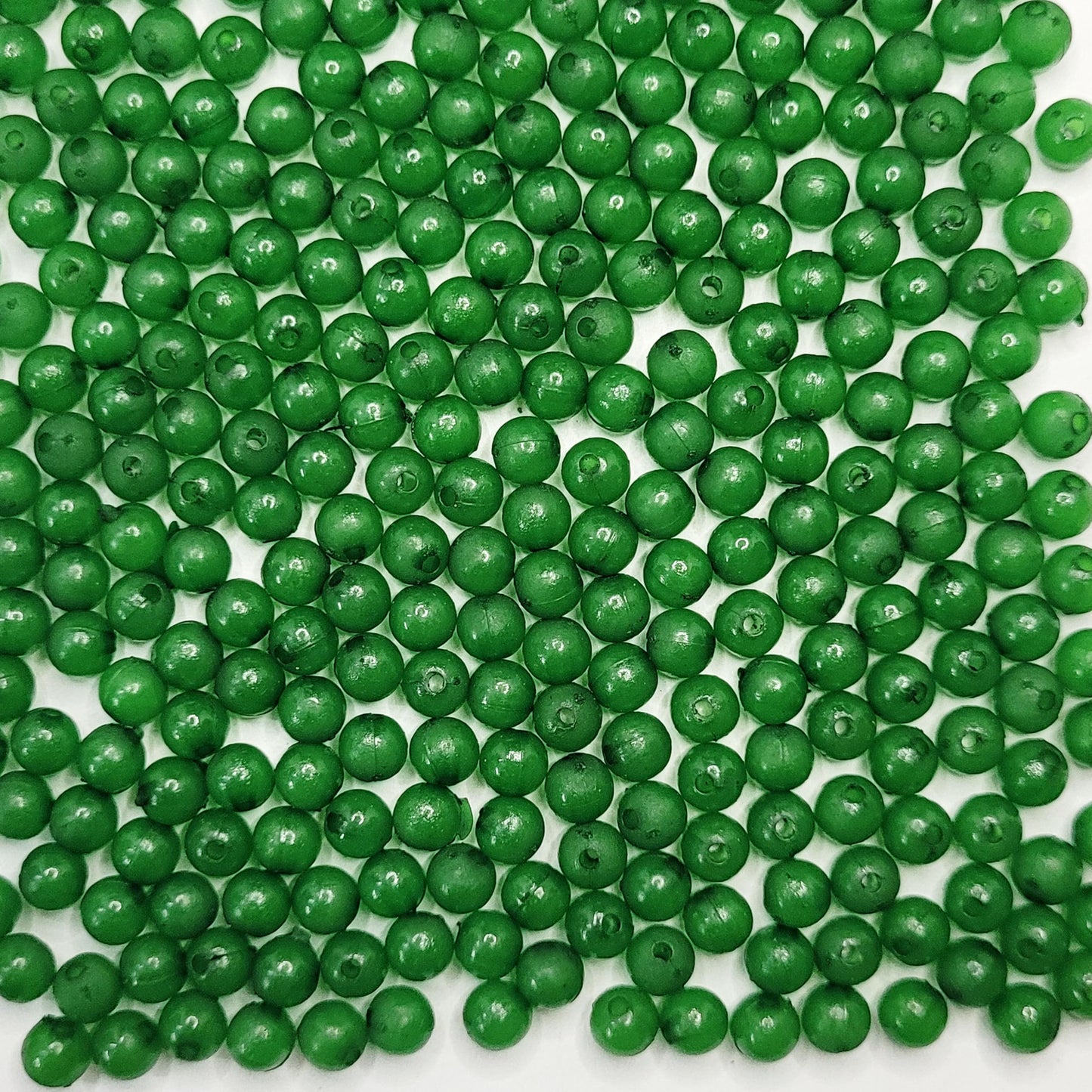 For bracelet making, necklace making and DIY jewellery projects, dark green and multicolour 6mm beads add a balanced decorative detail.