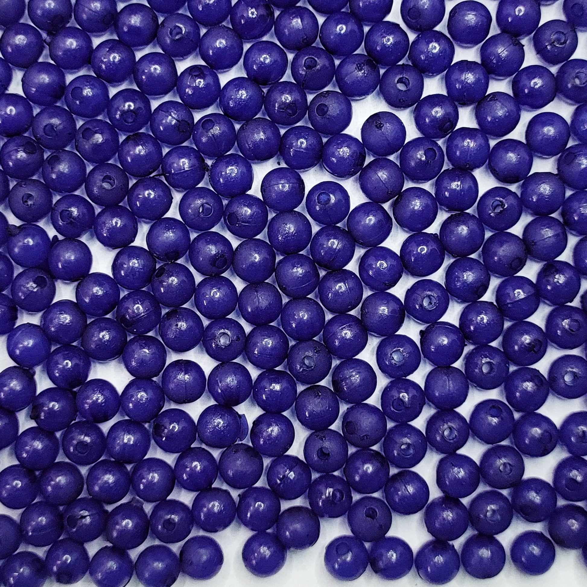 Blue and multicolour 8mm beads help add a clean decorative look with blue detail to bracelet making, necklace making and DIY jewellery projects.