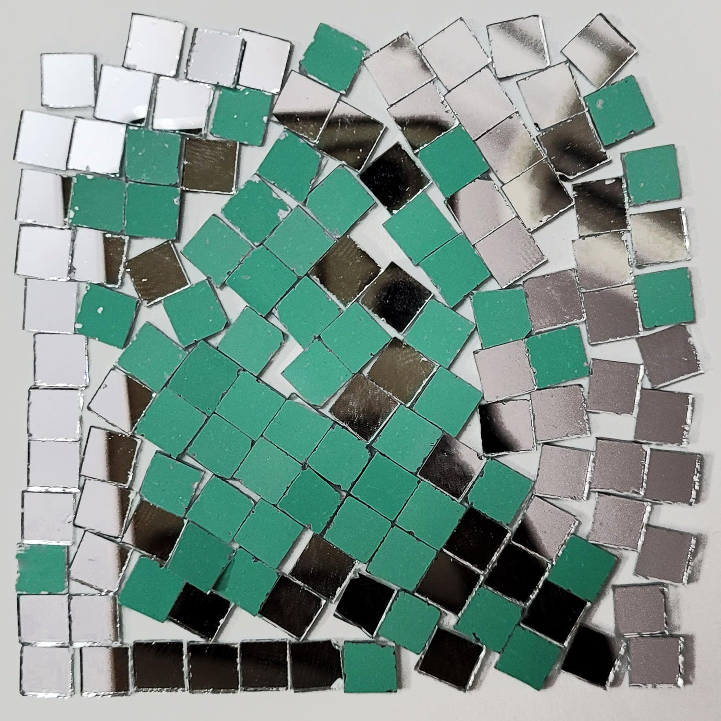 Add a reflective look into Lippan art, mandala craft and mirror work with square m and silver 6mm and 100 grams Lippan art glass pieces.