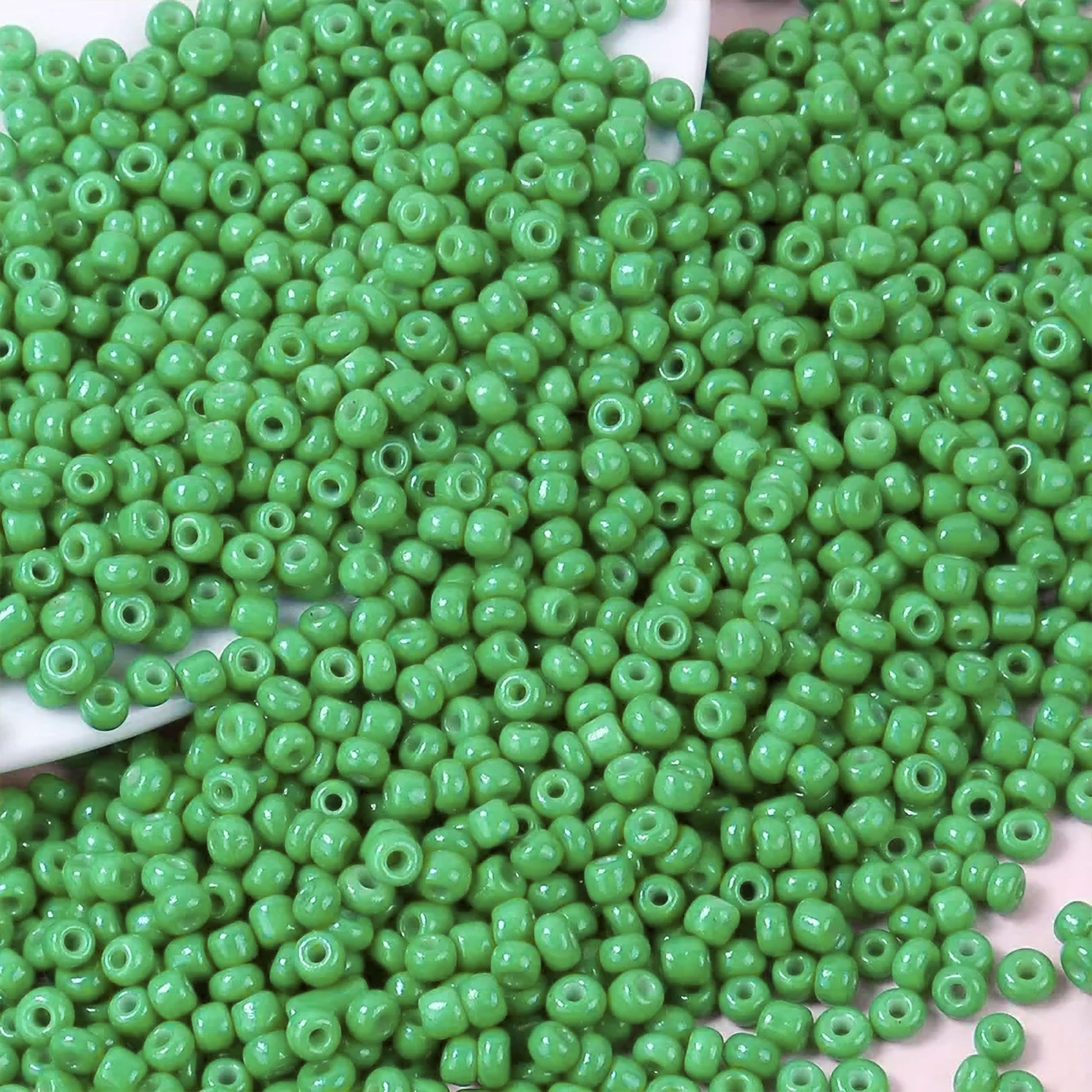 Use green 2mm and 02mm beads for bracelet making, necklace making and DIY jewellery projects when the design needs a clean decorative look.