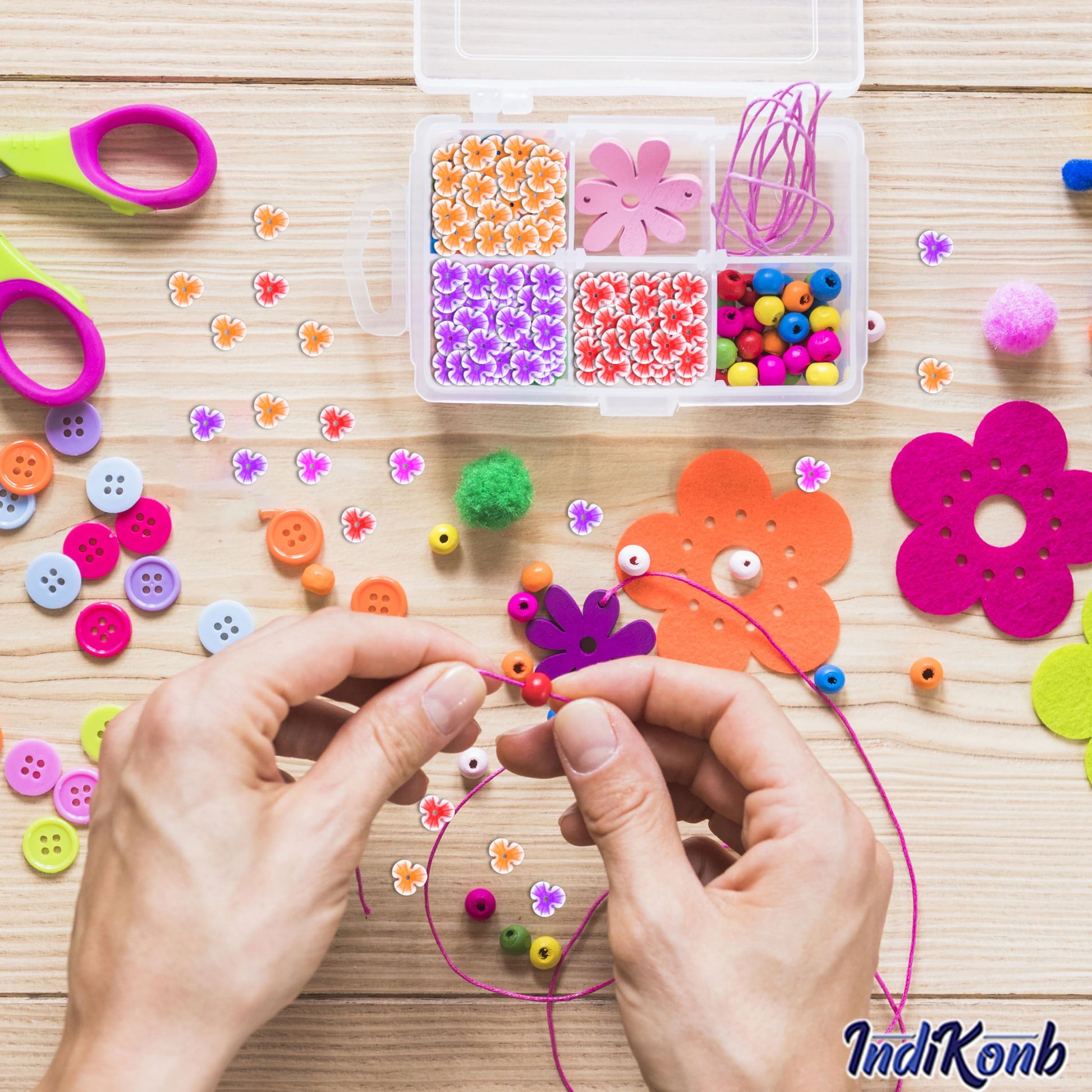 The neat decorative finish finish of multicolour 8mm beads works nicely in DIY jewellery projects, beading craft and decorative craft finishing with plastic detail.