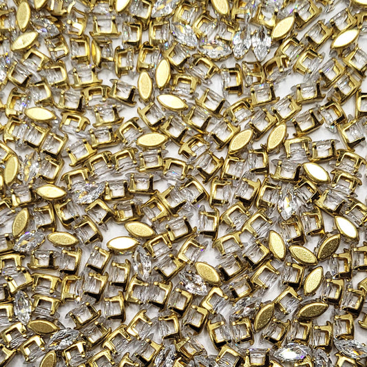 Embellishment work, Lippan art and fabric decoration can look sharper with markis 4x8 and multicolour rhinestone and stone rhinestones and flatback stones.
