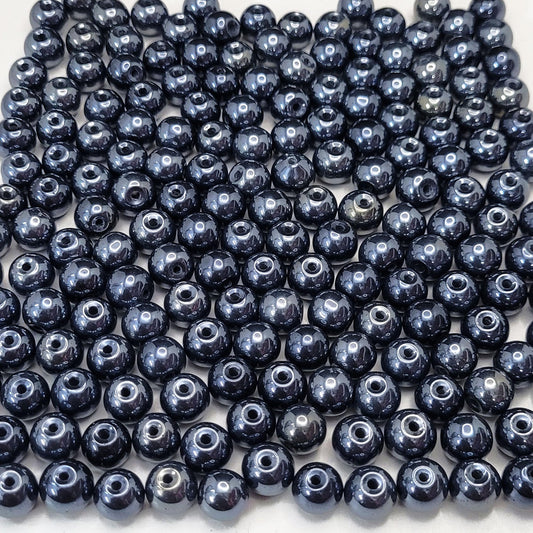 Black and multicolour 8mm beads help shape a polished result for bracelet making, necklace making and DIY jewellery projects.