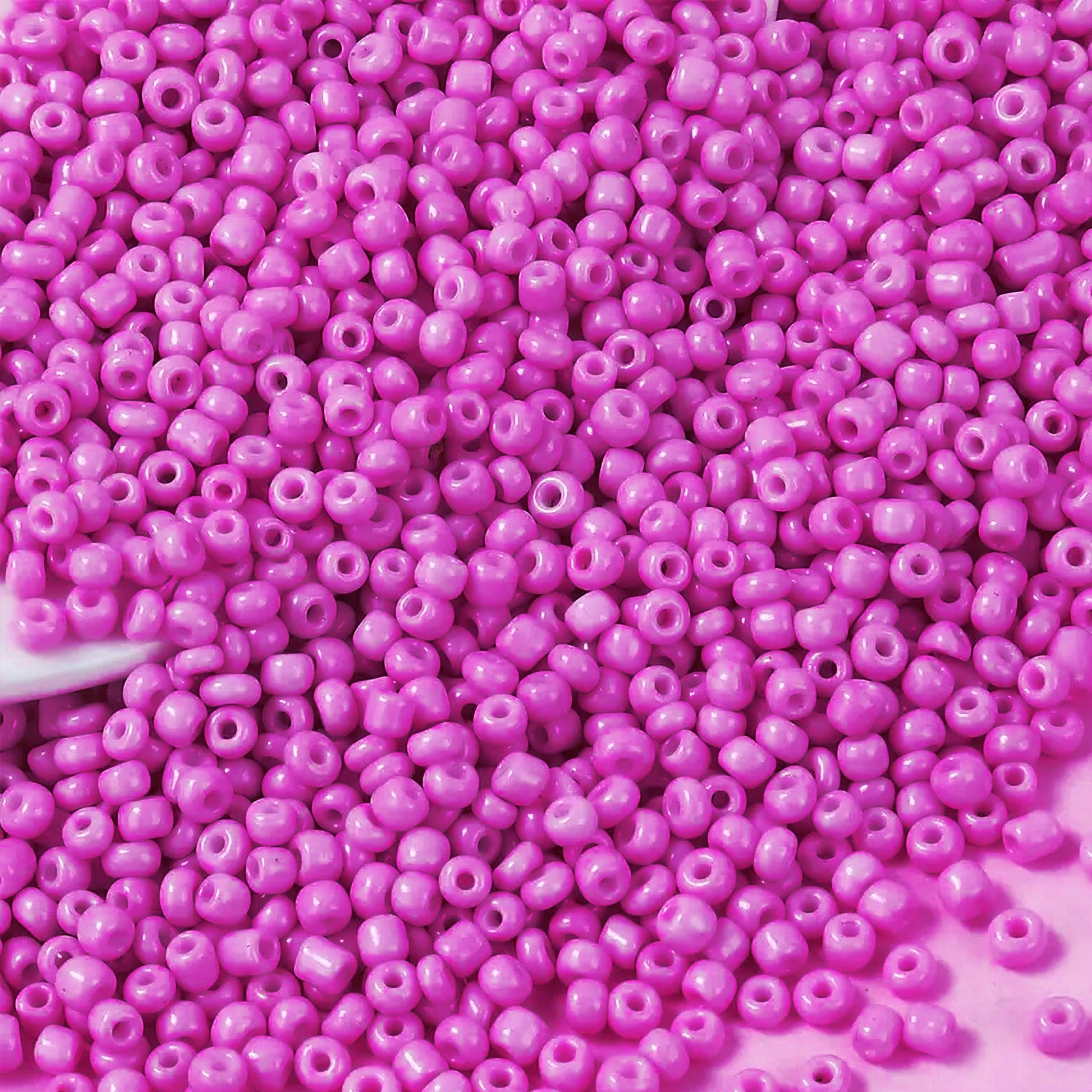 Magenta 3mm and 3 mm beads give bracelet making, necklace making and DIY jewellery projects a neat visual lift.