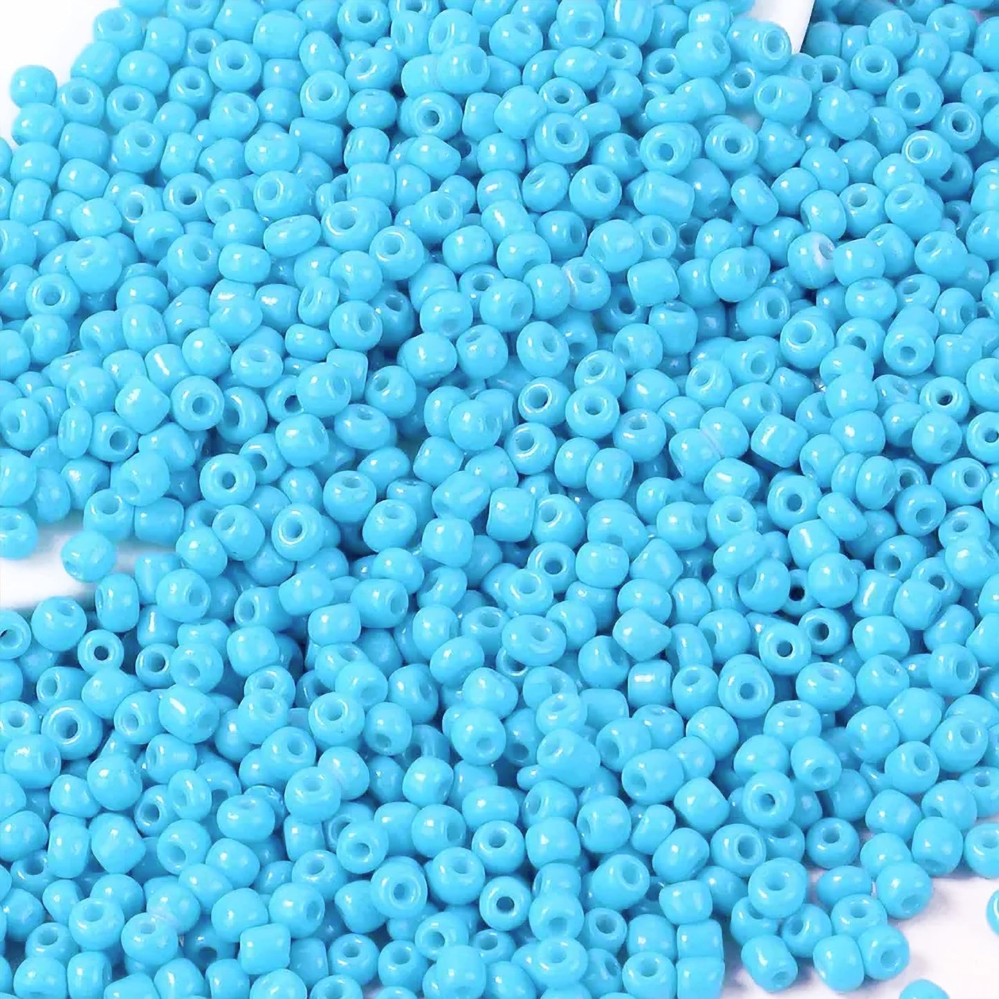 For a cleaner finish in bracelet making, necklace making and DIY jewellery projects, sky blue 4mm and 4 mm beads are a useful choice.