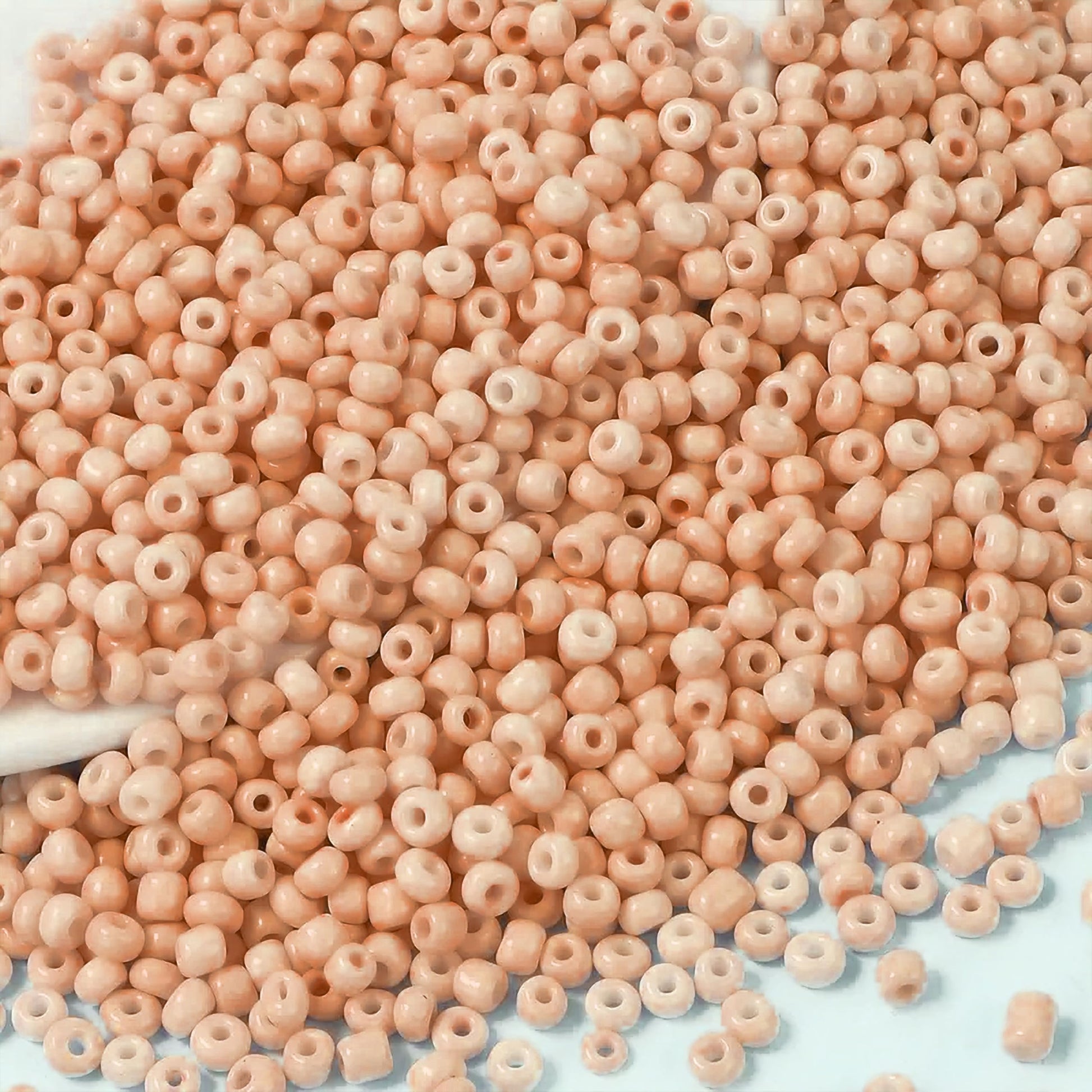 Use peach 2mm and 02mm beads to give bracelet making, necklace making and DIY jewellery projects a clean decorative look.