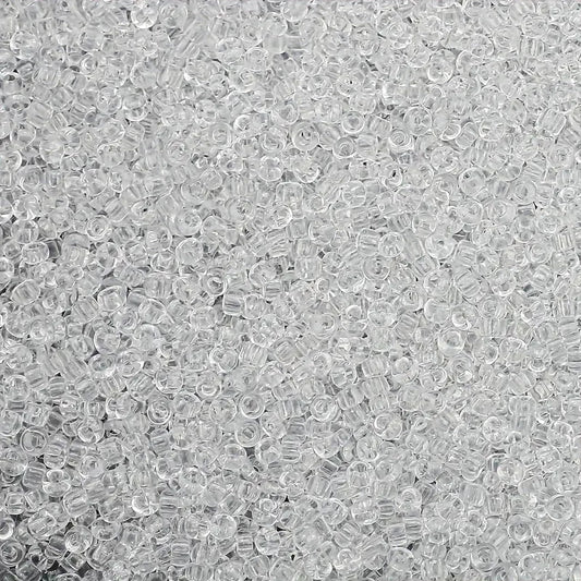 A clean option for bracelet making, necklace making and DIY jewellery projects, white and transparent 3mm beads add a clean decorative look.