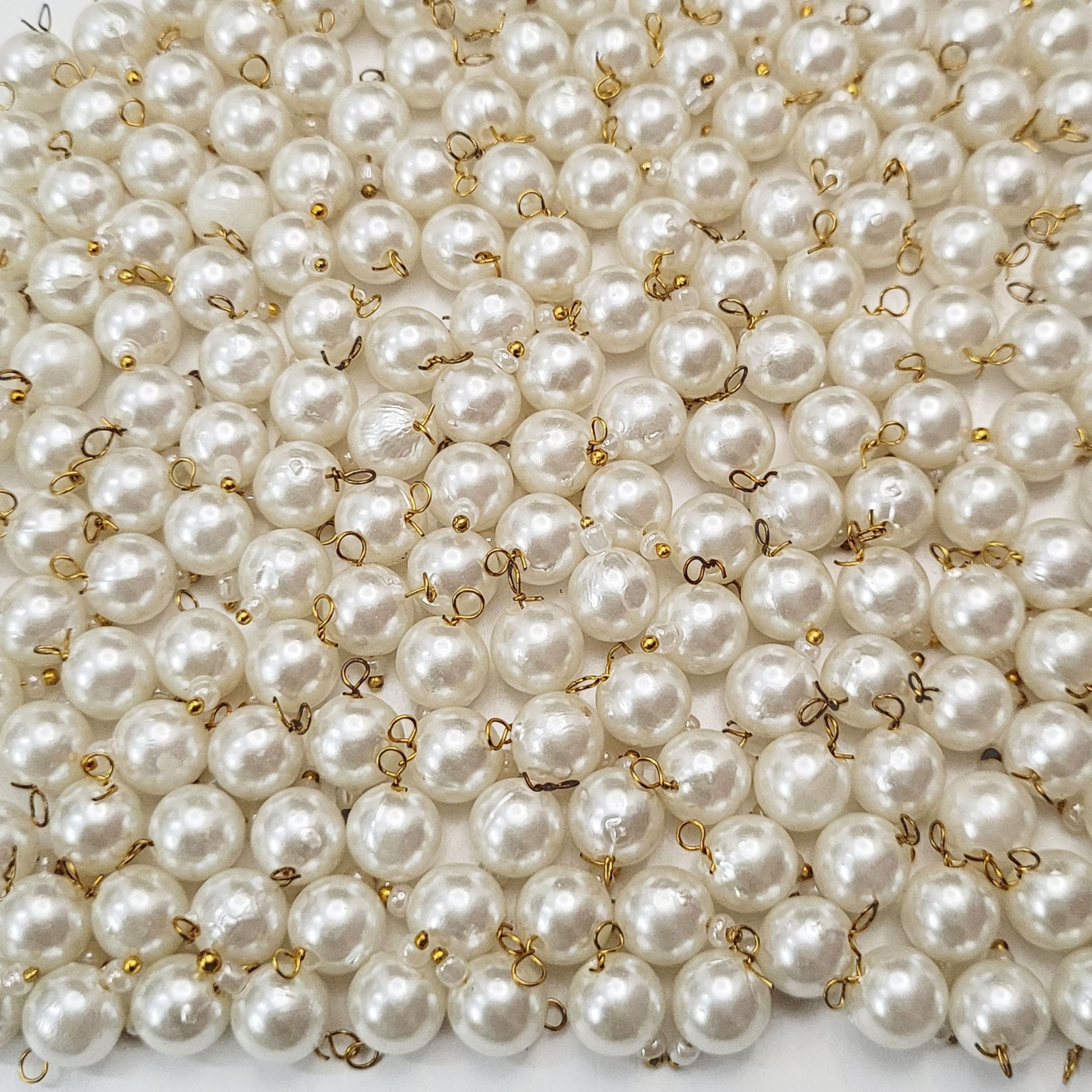 Light silver and multicolour 8mm beads are a clean finishing element for bracelet making, necklace making and DIY jewellery projects.