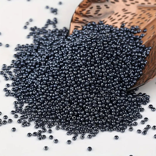 A refined detail for bracelet making, necklace making and DIY jewellery projects, black 3mm beads add a clean decorative look with black detail.