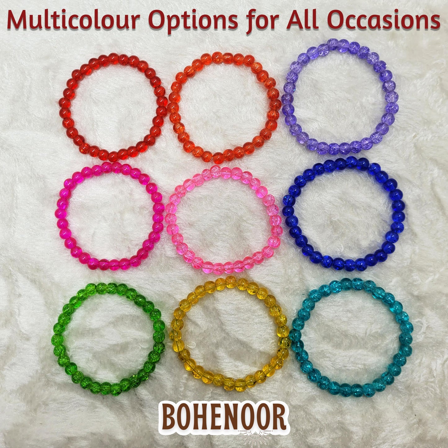 A balanced detail for casual accessory looks, multicolour glass and elastic bracelet offers a shiny beadwork finish and an attractive fashion detail.