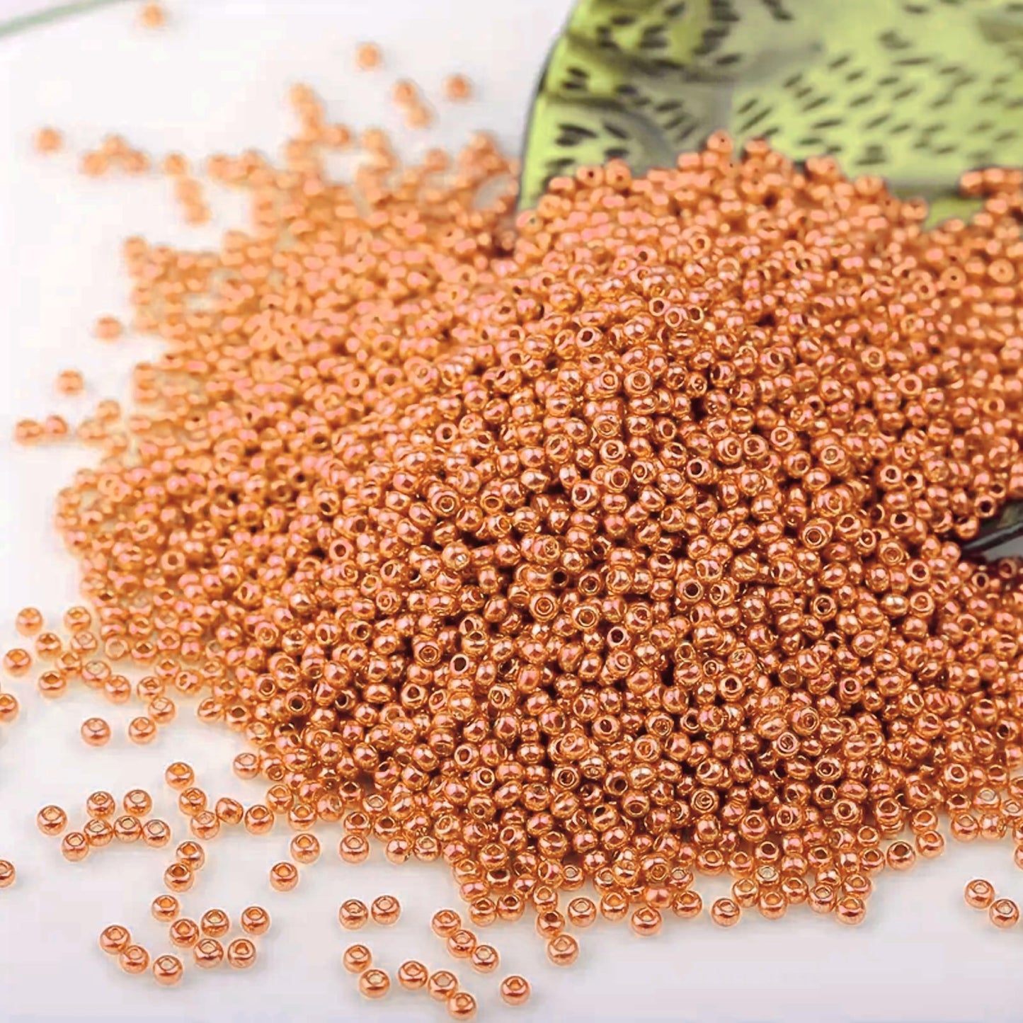 Bracelet making, necklace making and DIY jewellery projects benefits from orange 3mm beads and clean decorative look with orange detail.