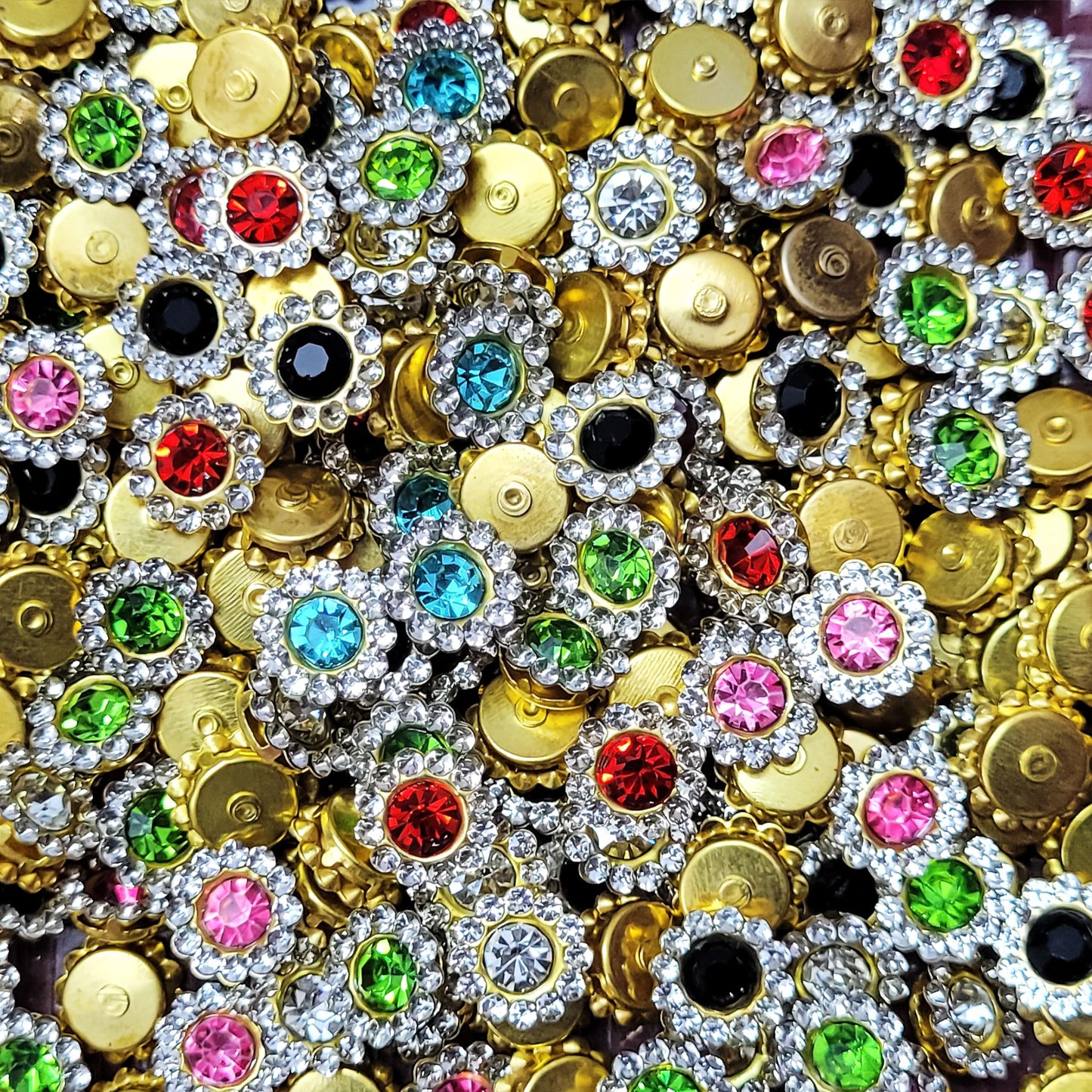 The sparkling look with multicolour detail finish of multicolour 10mm rhinestones and flatback stones works nicely in embellishment work, Lippan art and fabric decoration.