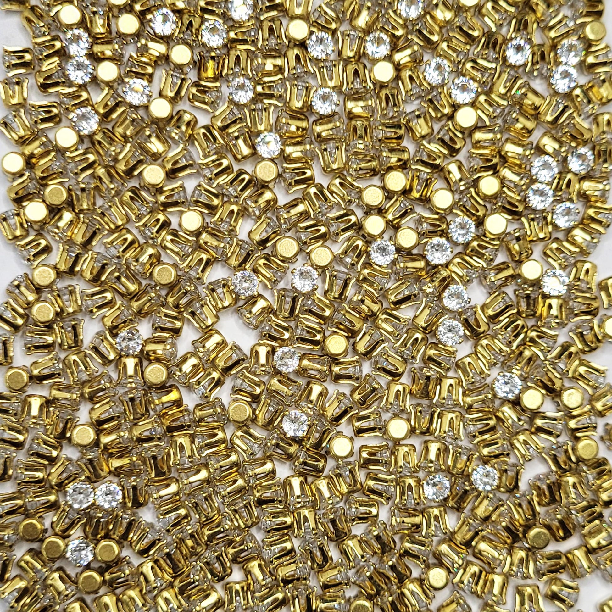 Embellishment work, Lippan art and fabric decoration benefits from round 3mm and gold 3mm rhinestones and flatback stones and sparkling look.
