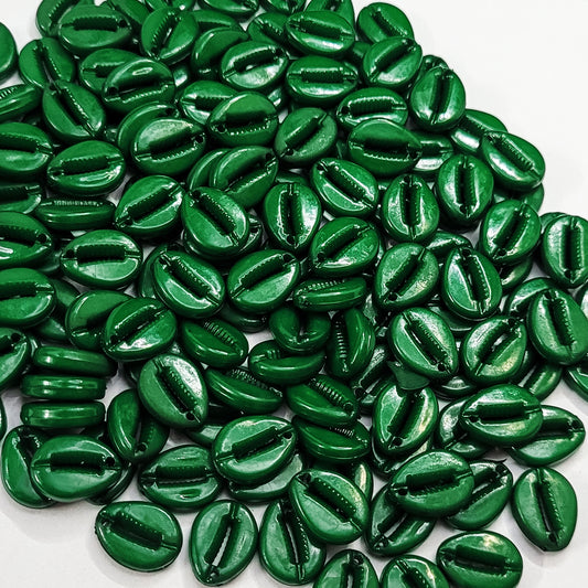 Cawri Shell Plastic Beads - 40 Beads